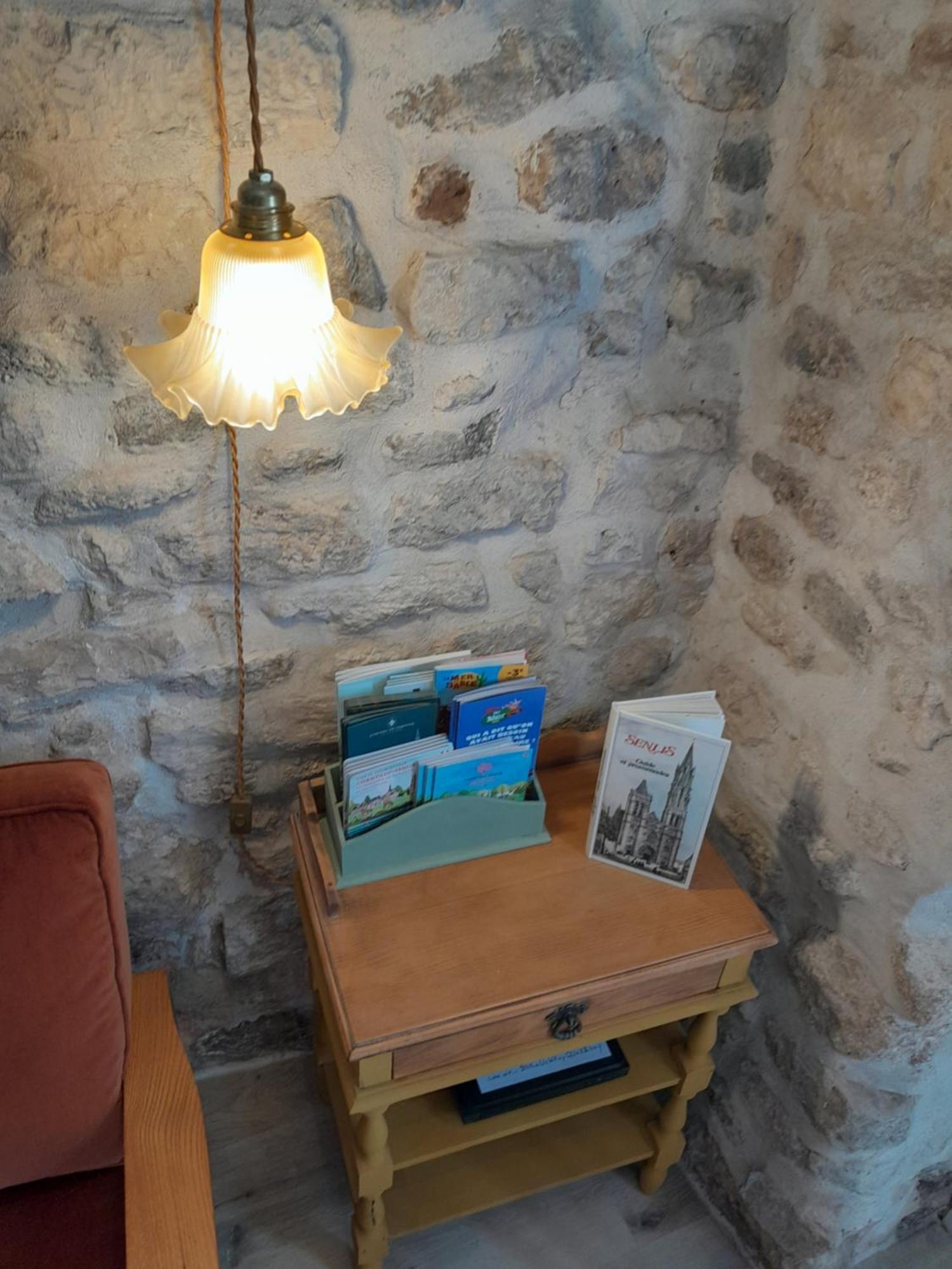 Gite La Folie De Seraphine Senlis  Esterno foto